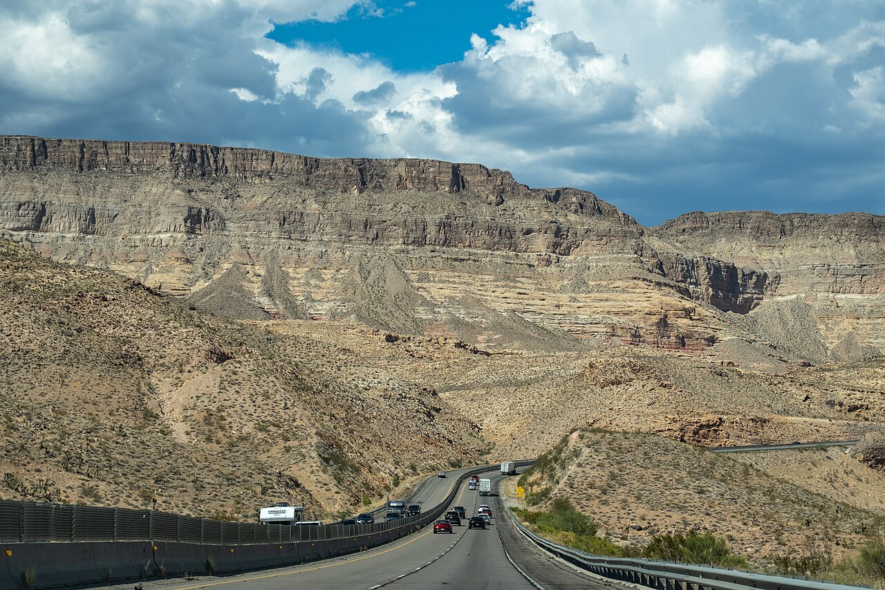 I-15 winding through the Virgin River Gorge in Arizona